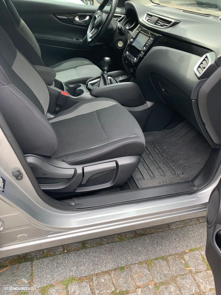 Nissan Qashqai 1.5 dCi N-Connecta - 10