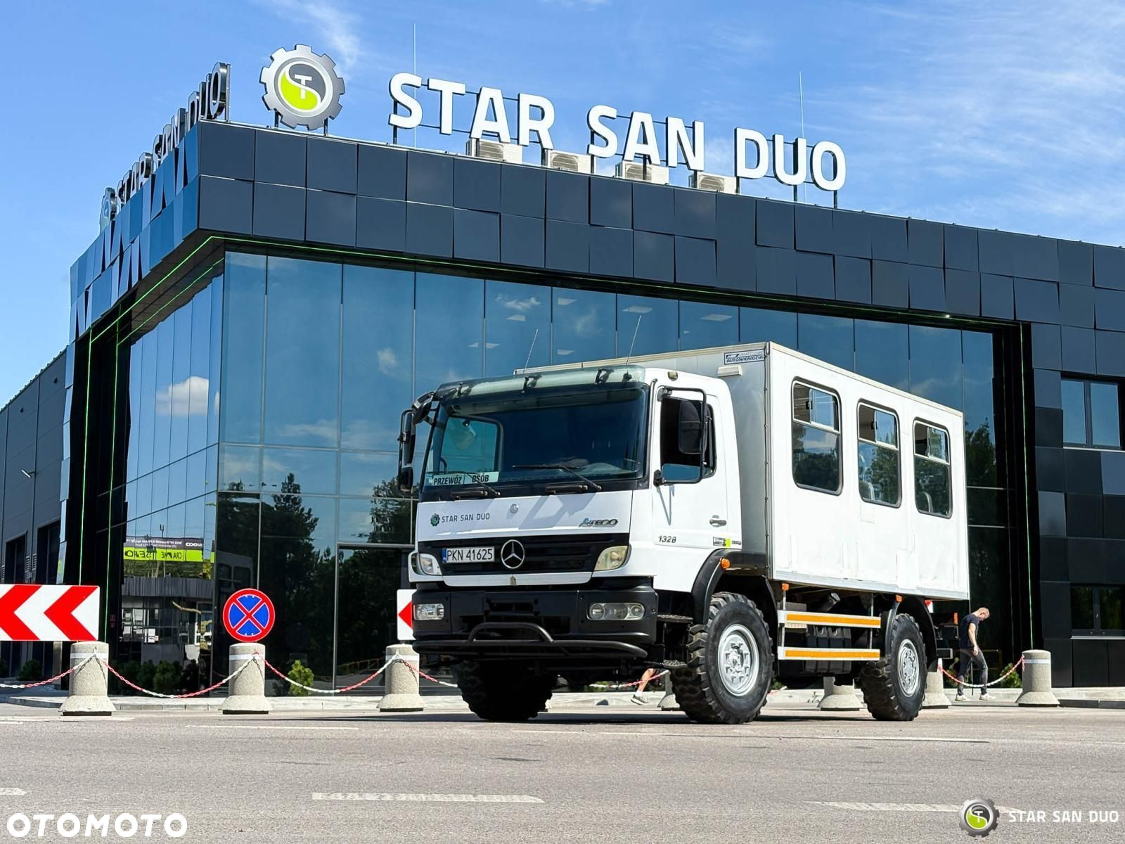 Mercedes-Benz ATEGO 1326 AF 4x4 Brygadówka Kamper Przewóz Osób - 10