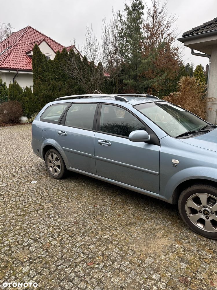 Chevrolet Nubira - 4