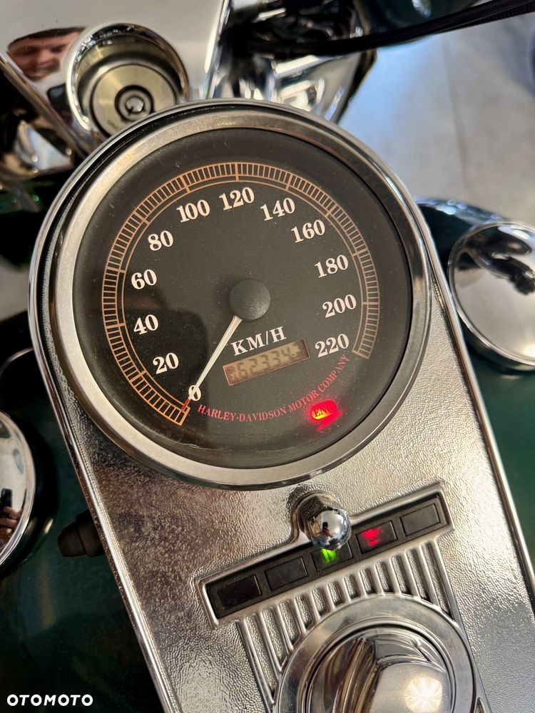 Harley-Davidson Touring Road King - 10