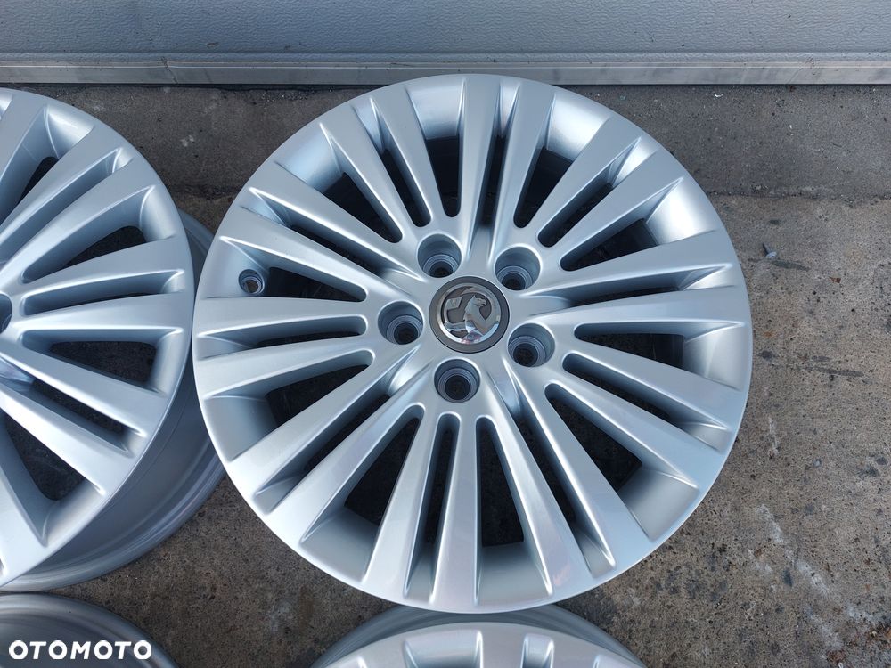 OPEL MERIVA B A ZAFIRA B ASTRA H FELGI ALUMINIOWE R16 6.5J ET39 5X110 GM ORYGINAŁ JAK NOWE! - 3