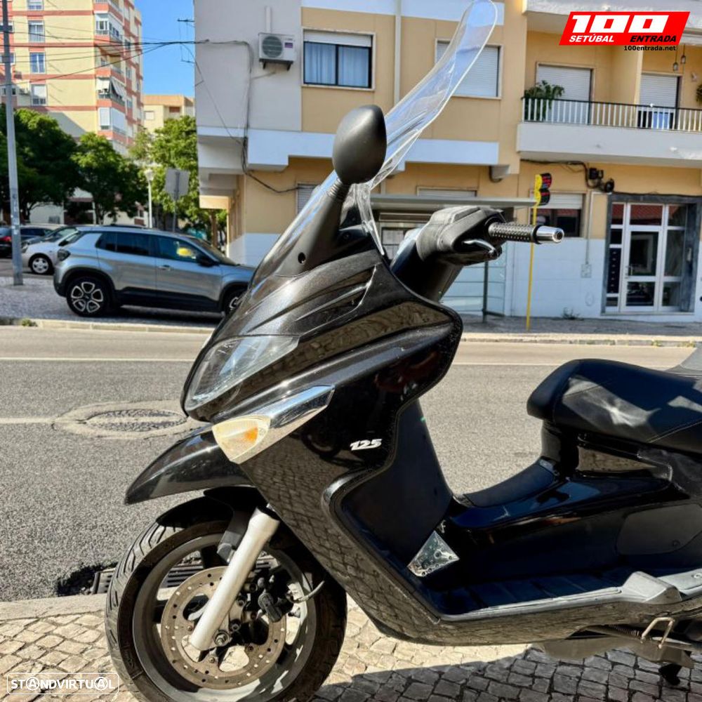 Piaggio XEvo 125 - 25