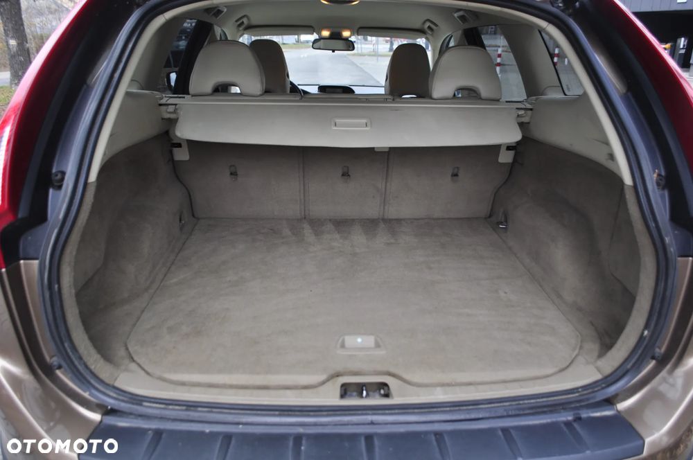 Volvo XC 60 2.4D AWD - 8