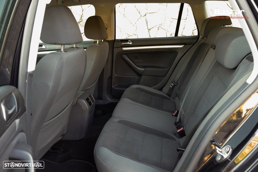 VW Golf Variant 1.9 TDi BlueM Sportline - 19