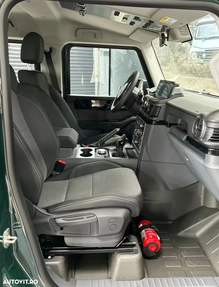 Ineos Grenadier Utility Wagon (5-Si) 3.0L Turbo - 7