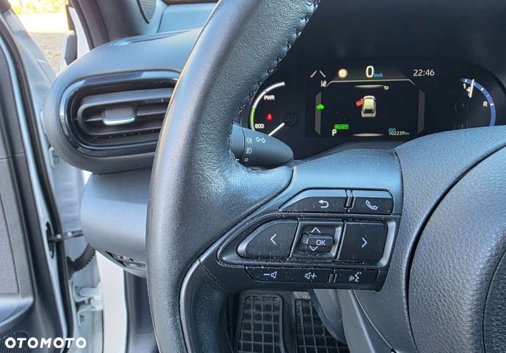 Toyota Yaris Cross - 15