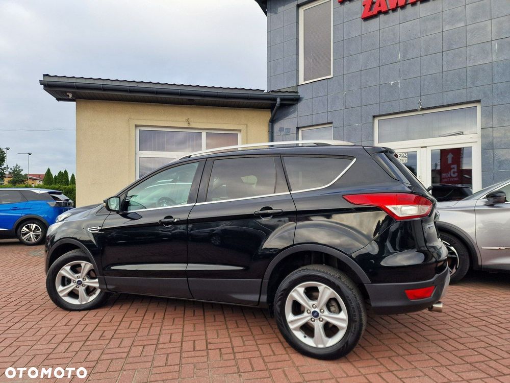 Ford Kuga 1.6 EcoBoost 2x4 Titanium - 7