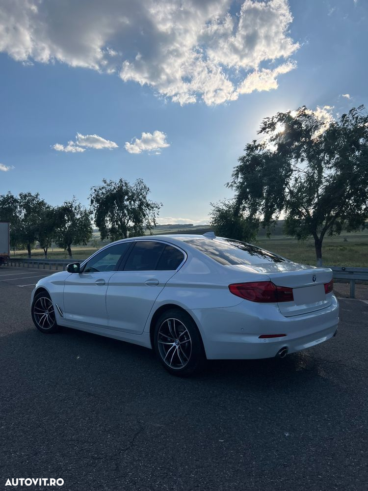 BMW Seria 5 520d xDrive Aut. Luxury Line - 8