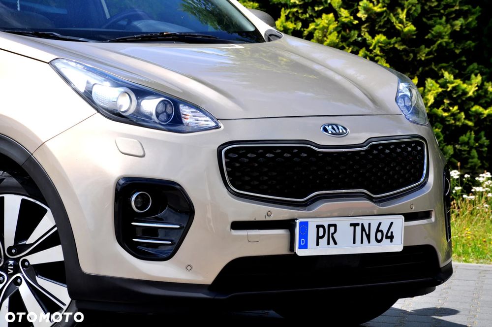 Kia Sportage 1.7 CRDI 2WD Dream-Team Edition - 13