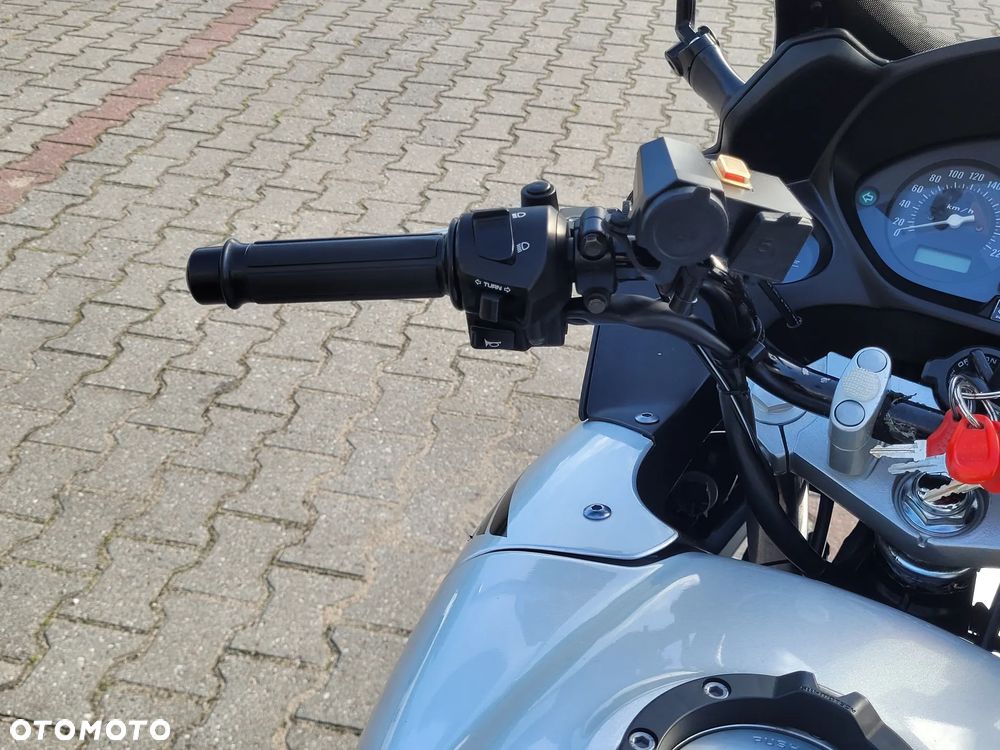Honda CBF - 22