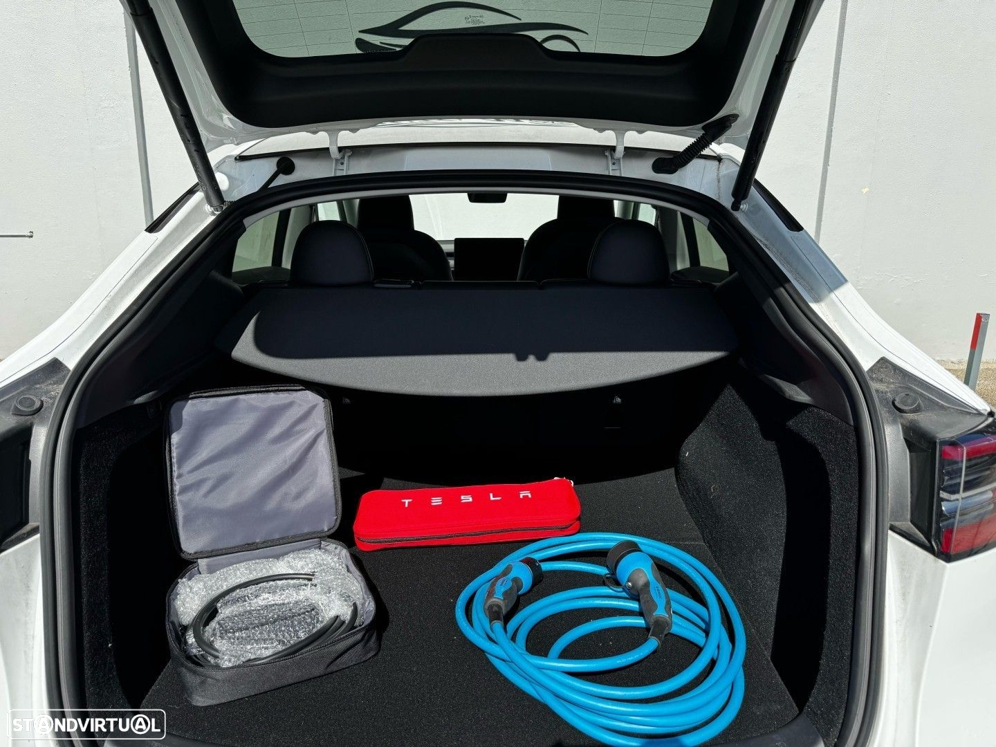 Tesla Model Y Long Range RWD - 9