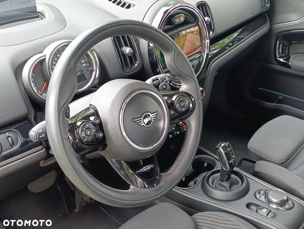 MINI Countryman Cooper SD All4 Essential Trim - 12