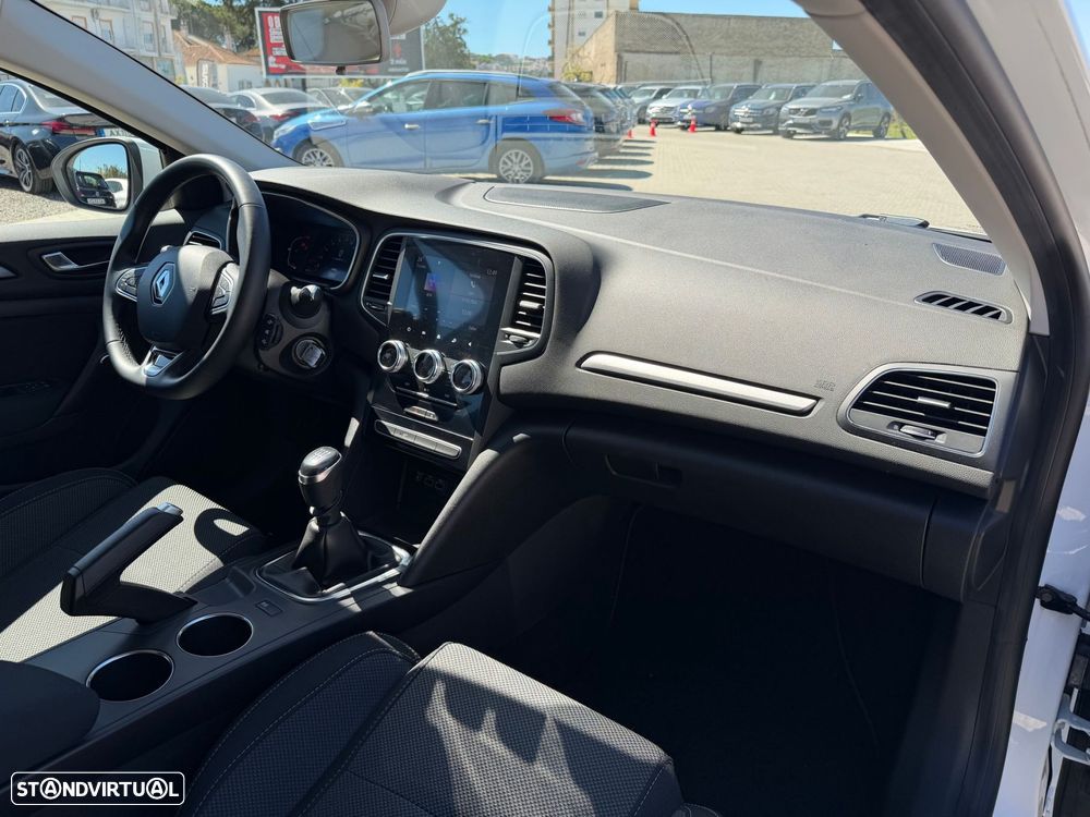 Renault Mégane Sport Tourer 1.5 Blue dCi Equilibre - 12