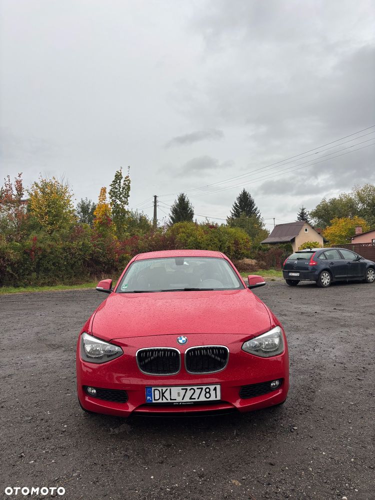 BMW Seria 1 116i Sport Line - 2