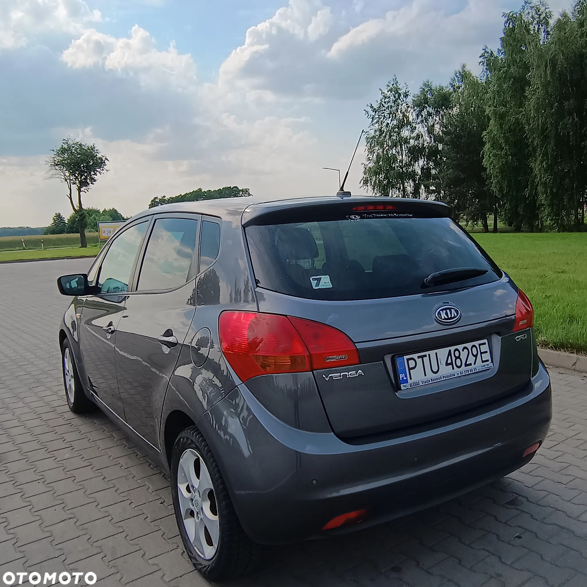 Kia Venga 1.6 CRDi L - 6