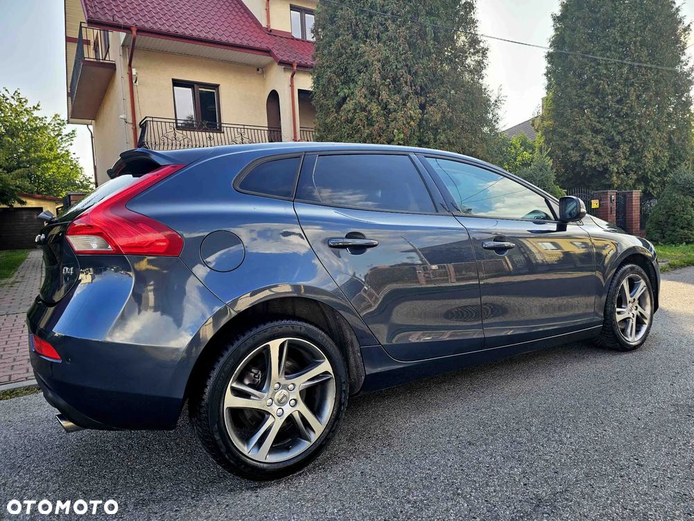 Volvo V40 D4 Geartronic Summum - 7