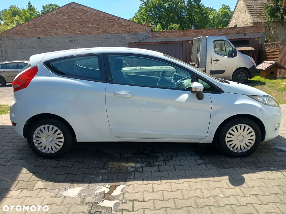 Ford Fiesta - 5