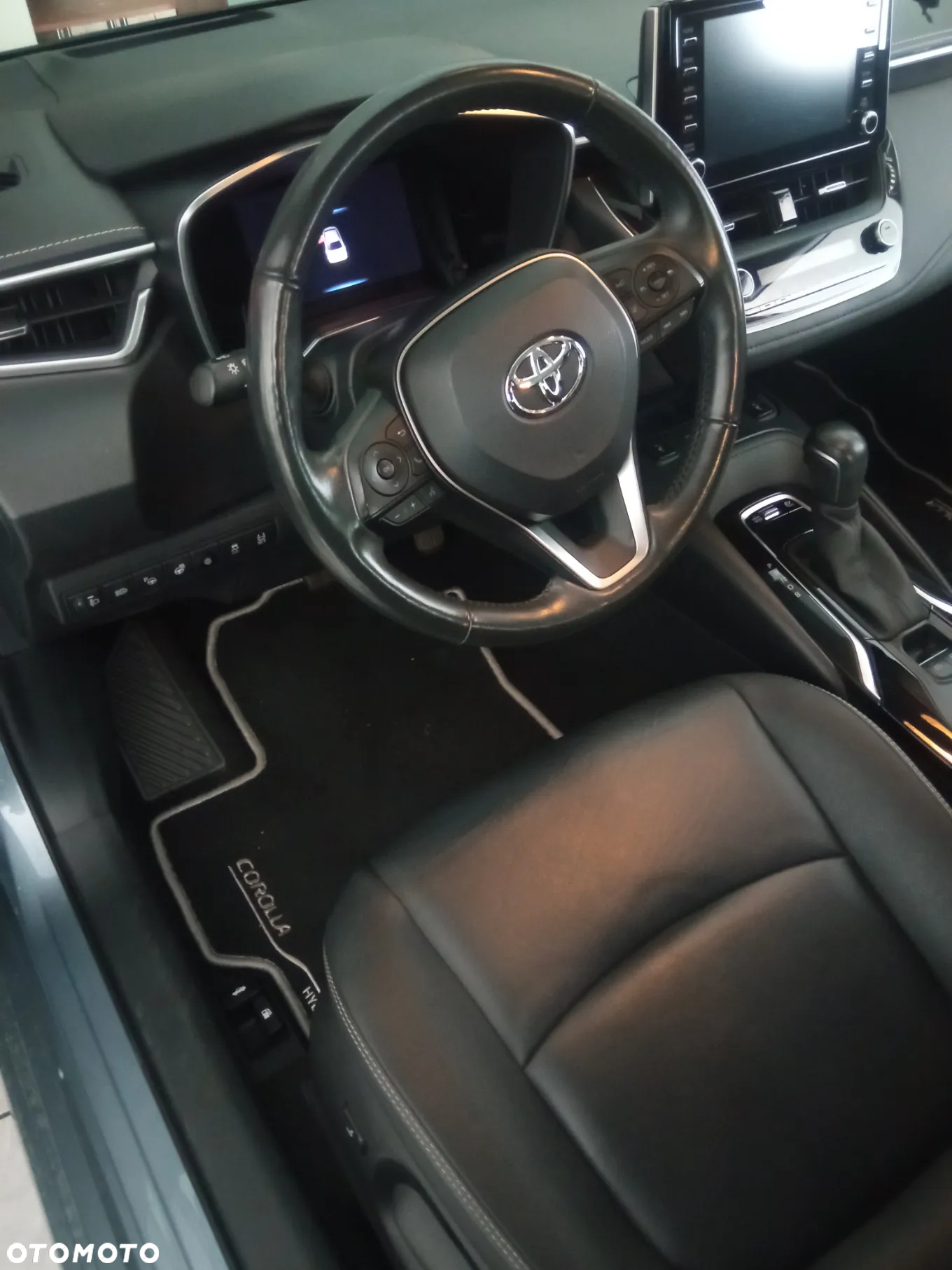 Toyota Corolla 1.8 Hybrid Executive - 7