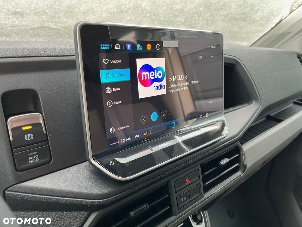 Volkswagen Crafter 35 Skrzyniowy z podwójną kabiną silnik: 2,0 l EU6 SCR 140 KM / skrzynia biegów: Przedni napęd manualna 6-biegowa rozstaw osi: 4490 mm - 10