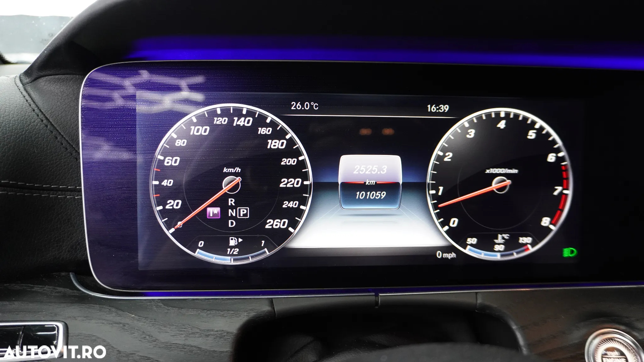 Mercedes-Benz E 400 Coupe 4MATIC Aut. - 10