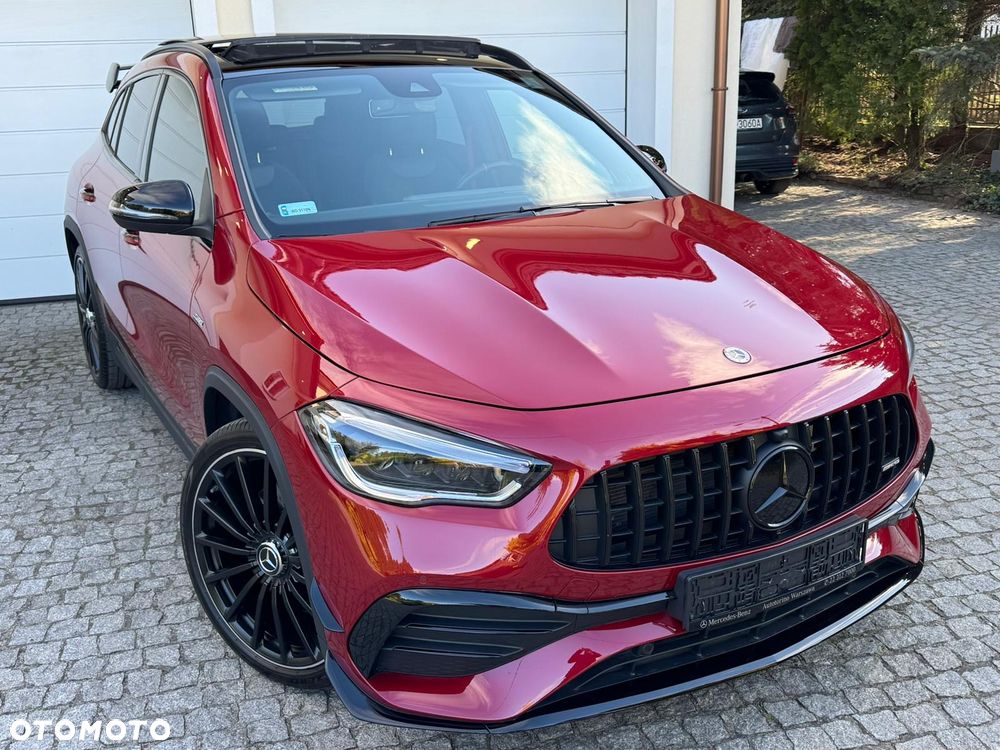 Mercedes-Benz GLA - 15