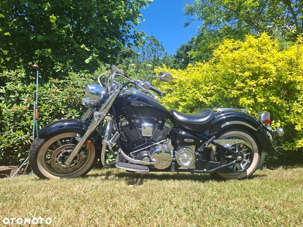 Yamaha Road Star - 1