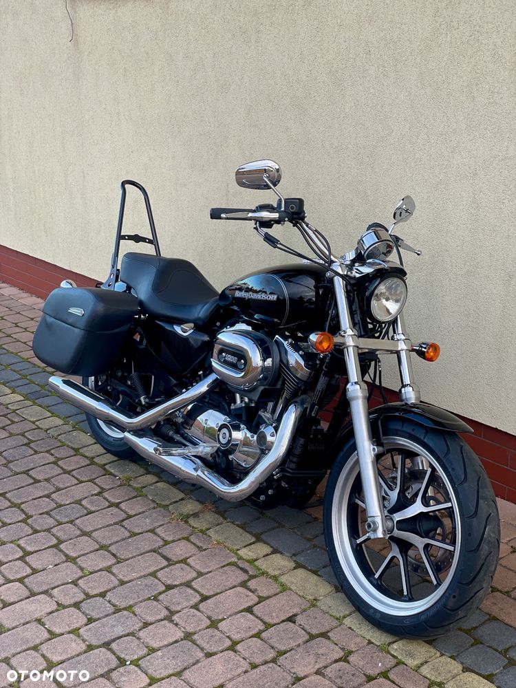 Harley-Davidson Sportster Custom 1200C - 2