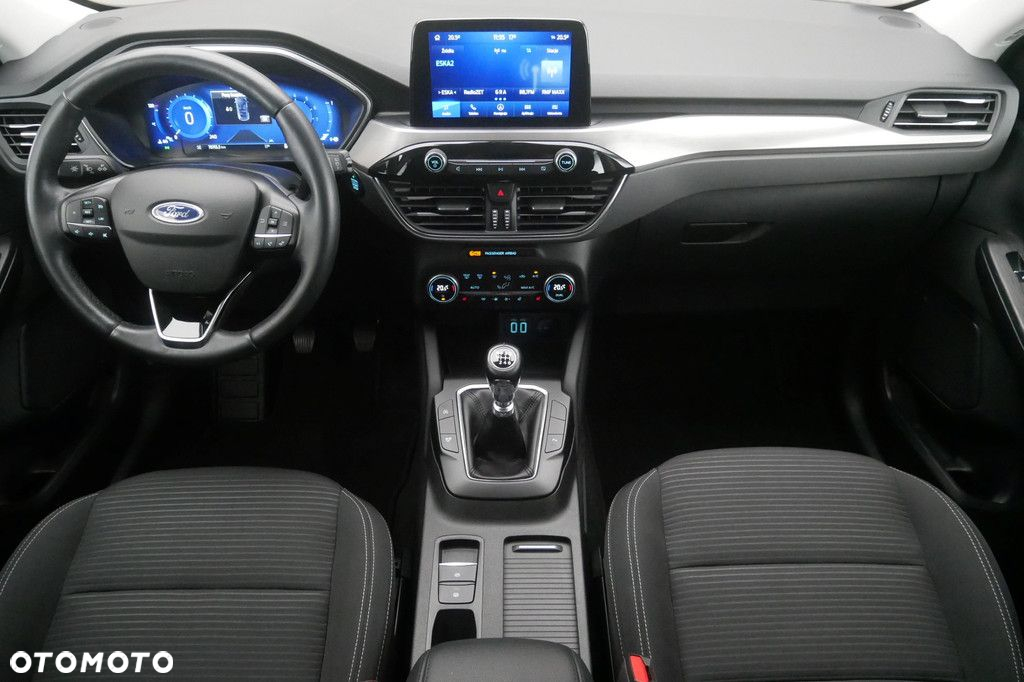 Ford Kuga - 8