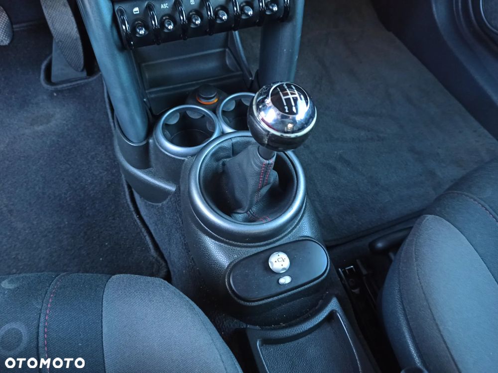 MINI Cooper Seven - 19