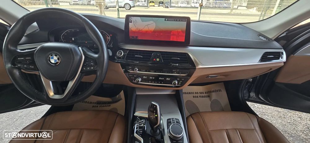 BMW 520 d Line Luxury Auto - 28