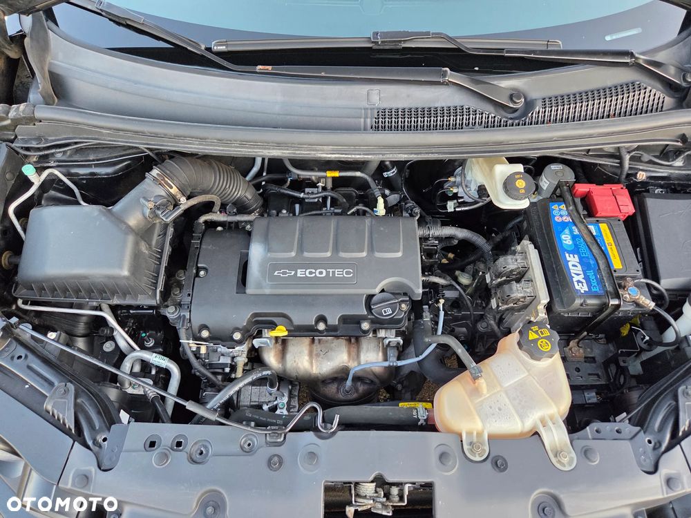Chevrolet Aveo 1.2 LT - 21