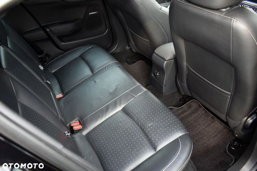 Citroën DS4 e-HDi 110 EGS6 SoChic - 39