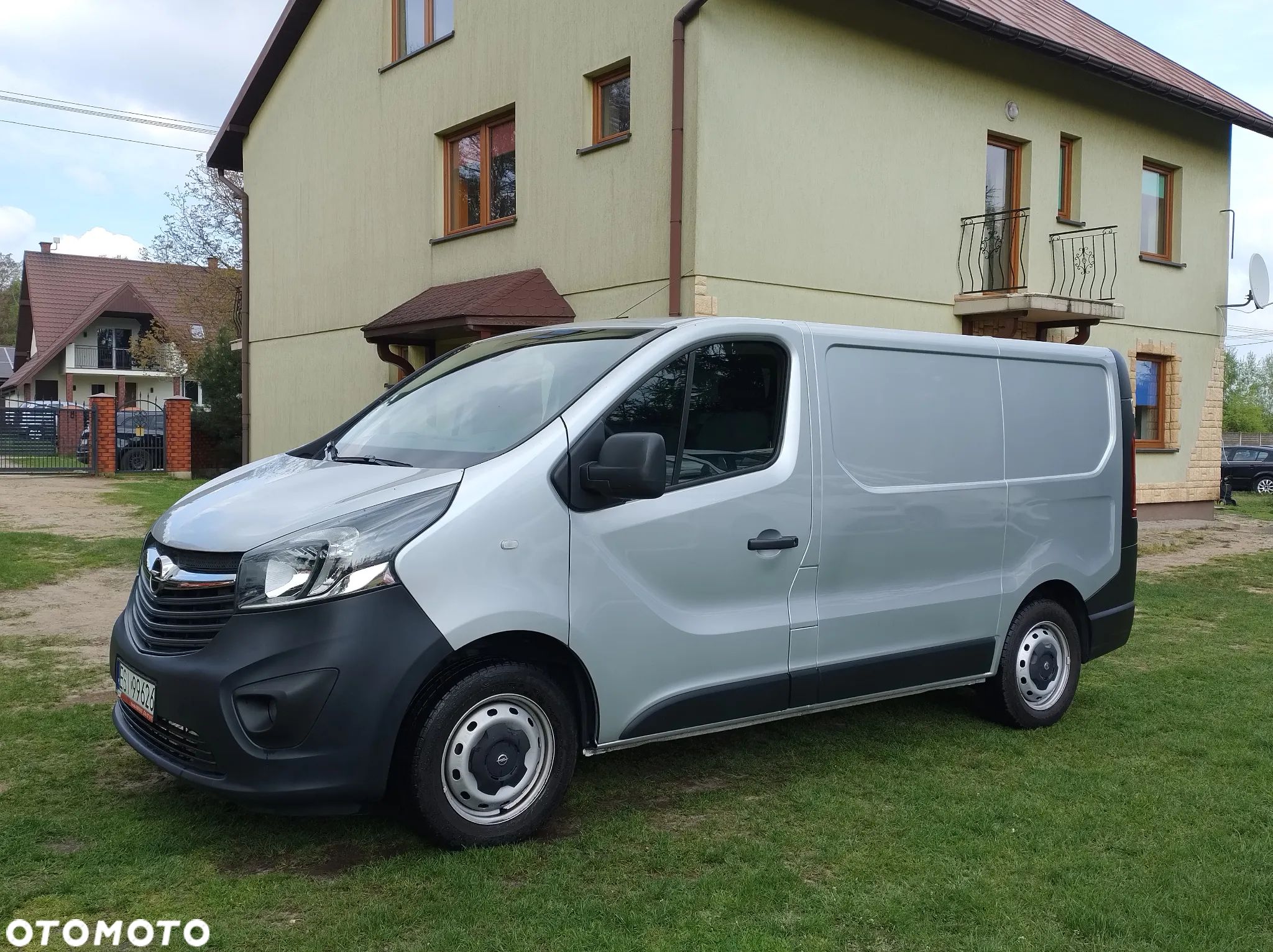 Opel VIVARO - 1