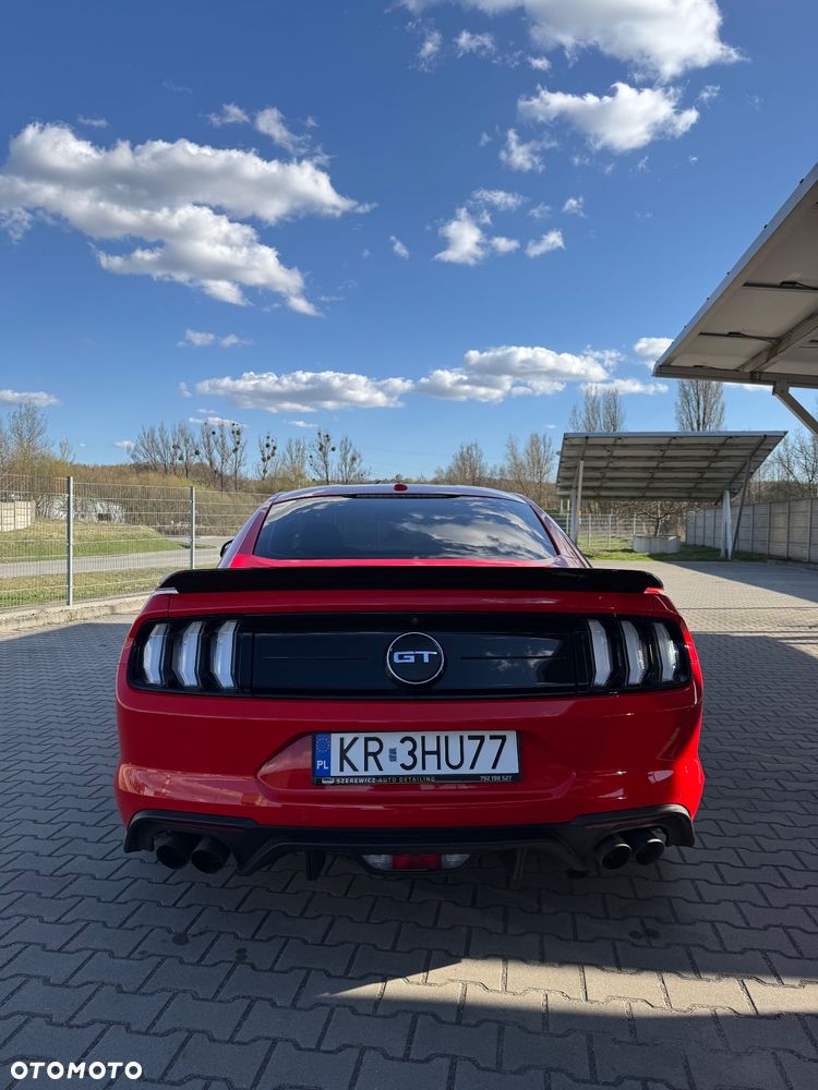 Ford Mustang 5.0 V8 GT - 8