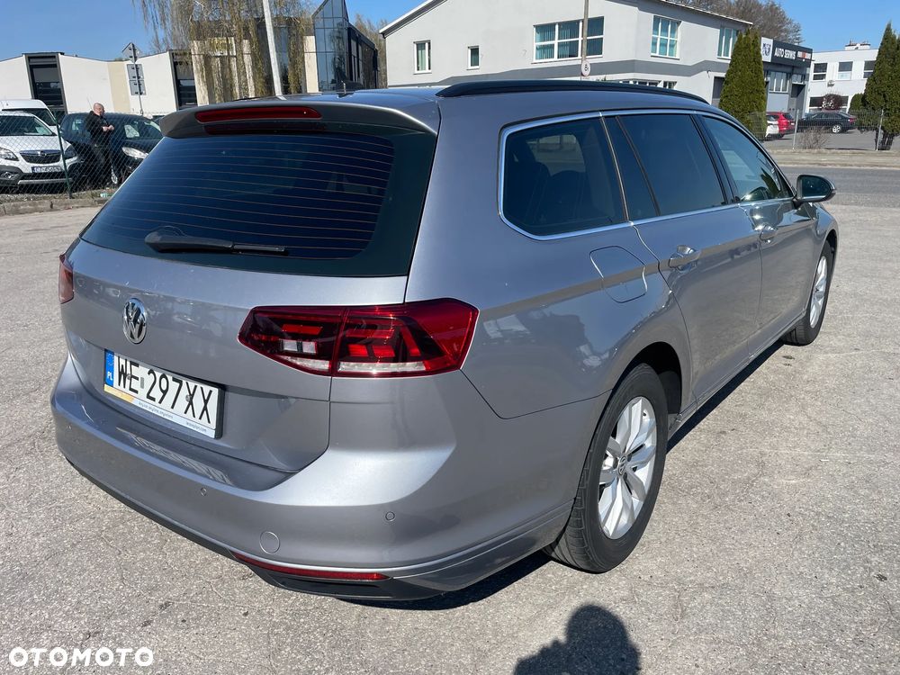 Volkswagen Passat 1.5 TSI EVO Trendline - 4