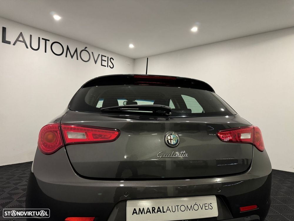 Alfa Romeo Giulietta 1.6 JTDM Distinctive - 21