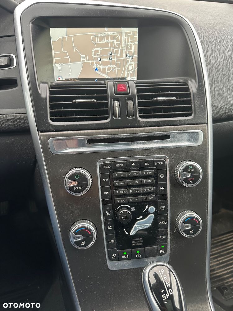 Volvo XC 60 T5 Geartronic Kinetic - 5