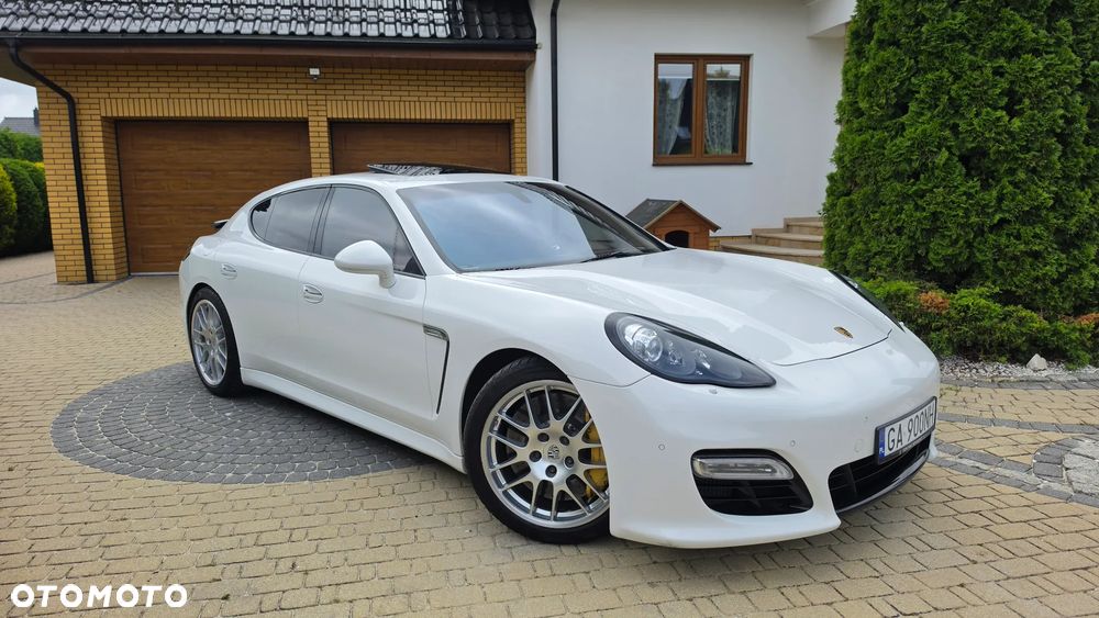 Porsche Panamera - 15