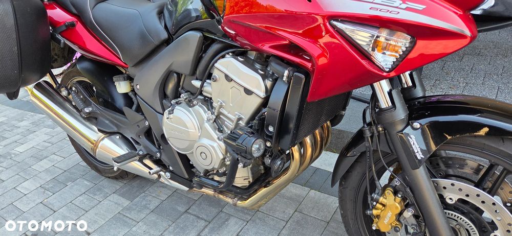 Honda CBF - 3
