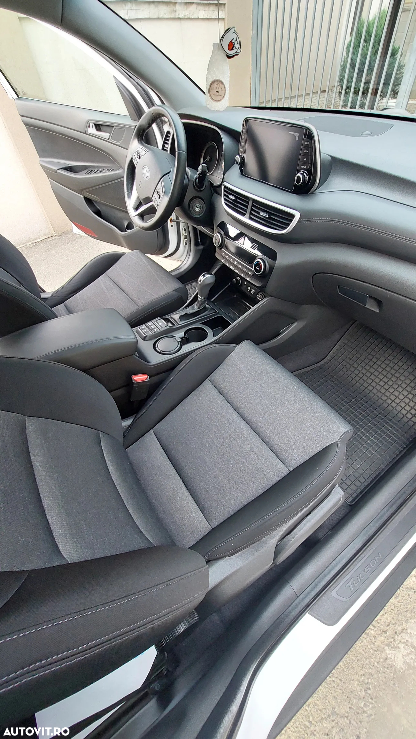 Hyundai Tucson 1.6 T-GDi 4WD 7DCT Premium - 9