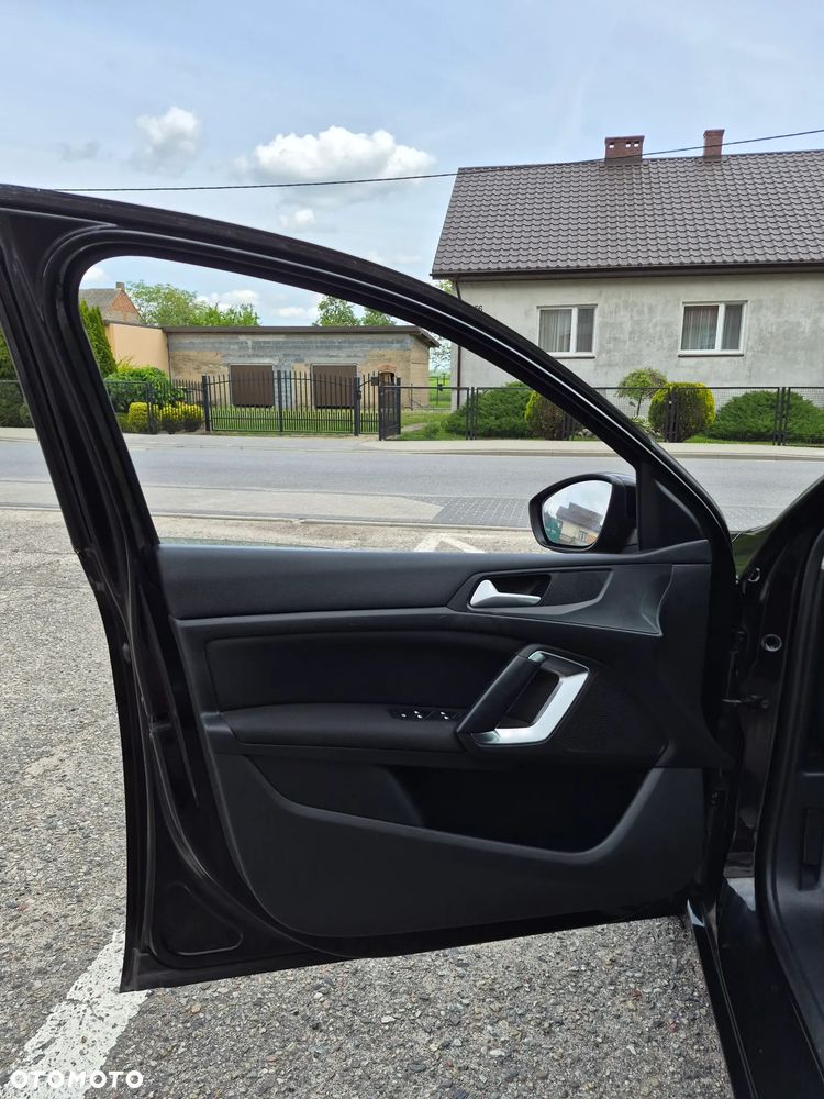 Peugeot 308 e-HDi 115 Stop & Start Active - 17