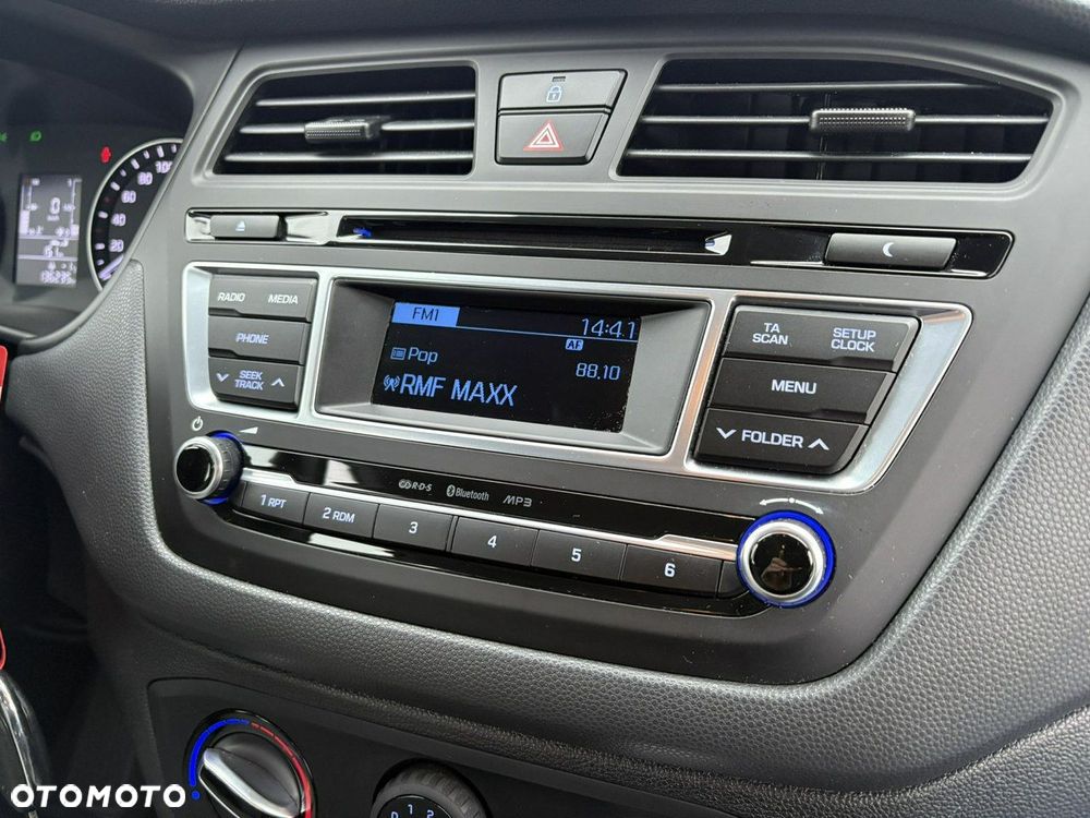 Hyundai i20 1.2 YES Gold - 15