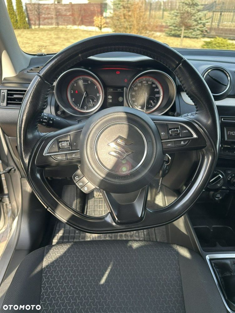 Suzuki Swift - 15