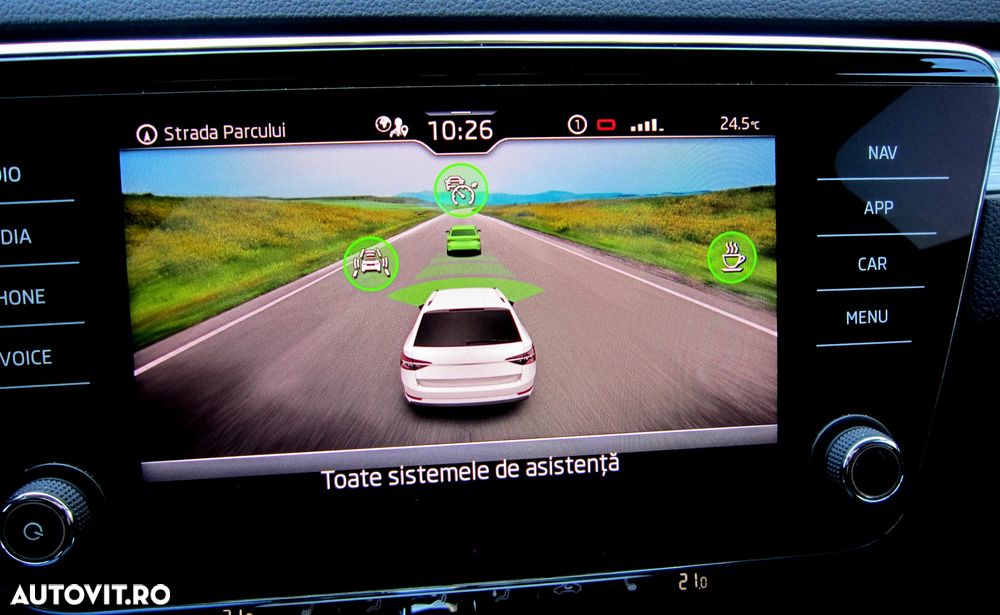 Skoda Superb 2.0 TDI DSG Ambition - 19