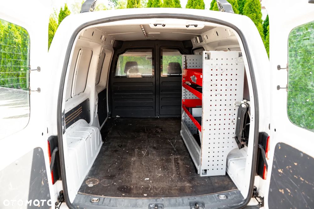 Volkswagen Caddy - 19
