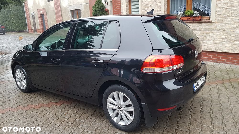 Volkswagen Golf 1.6 TDI Highline - 19