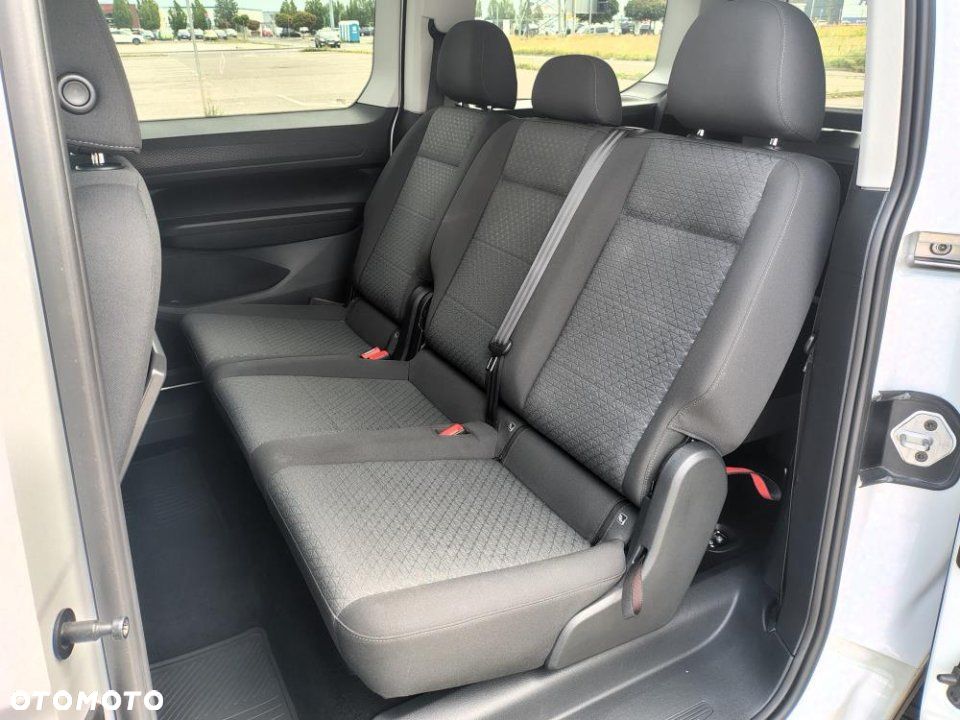 Ford Tourneo Connect Grand - 3