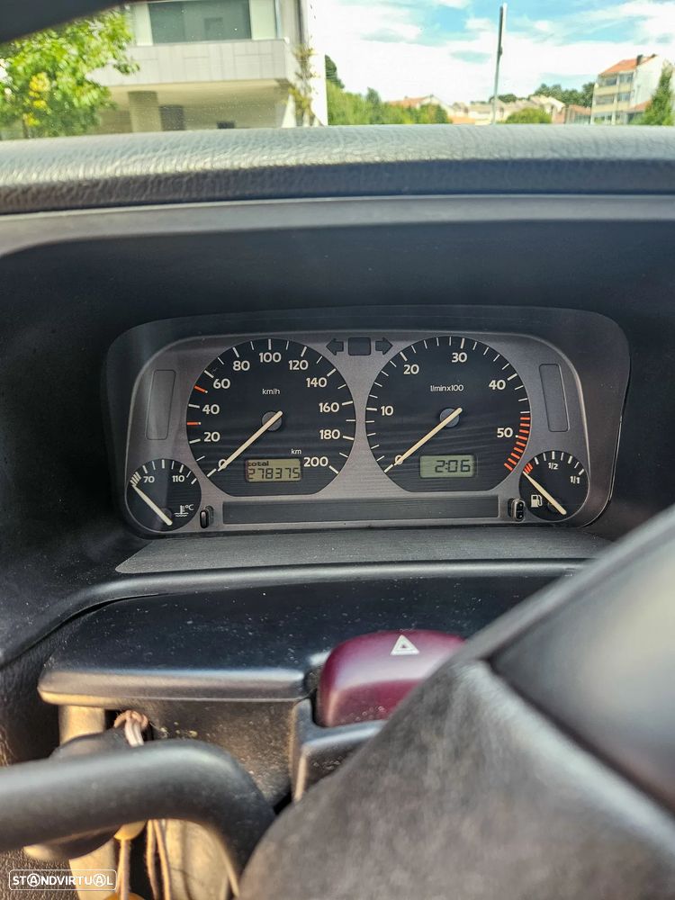 VW Golf - 12