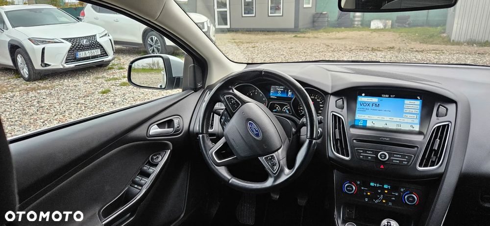 Ford Focus - 24