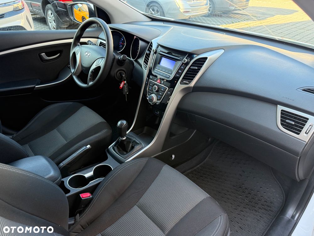 Hyundai i30 1.4 Comfort - 7
